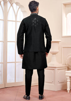 Black Kurta Set With Shimmery Silver Jacket